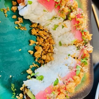 Tuna & Black Truffle Roll